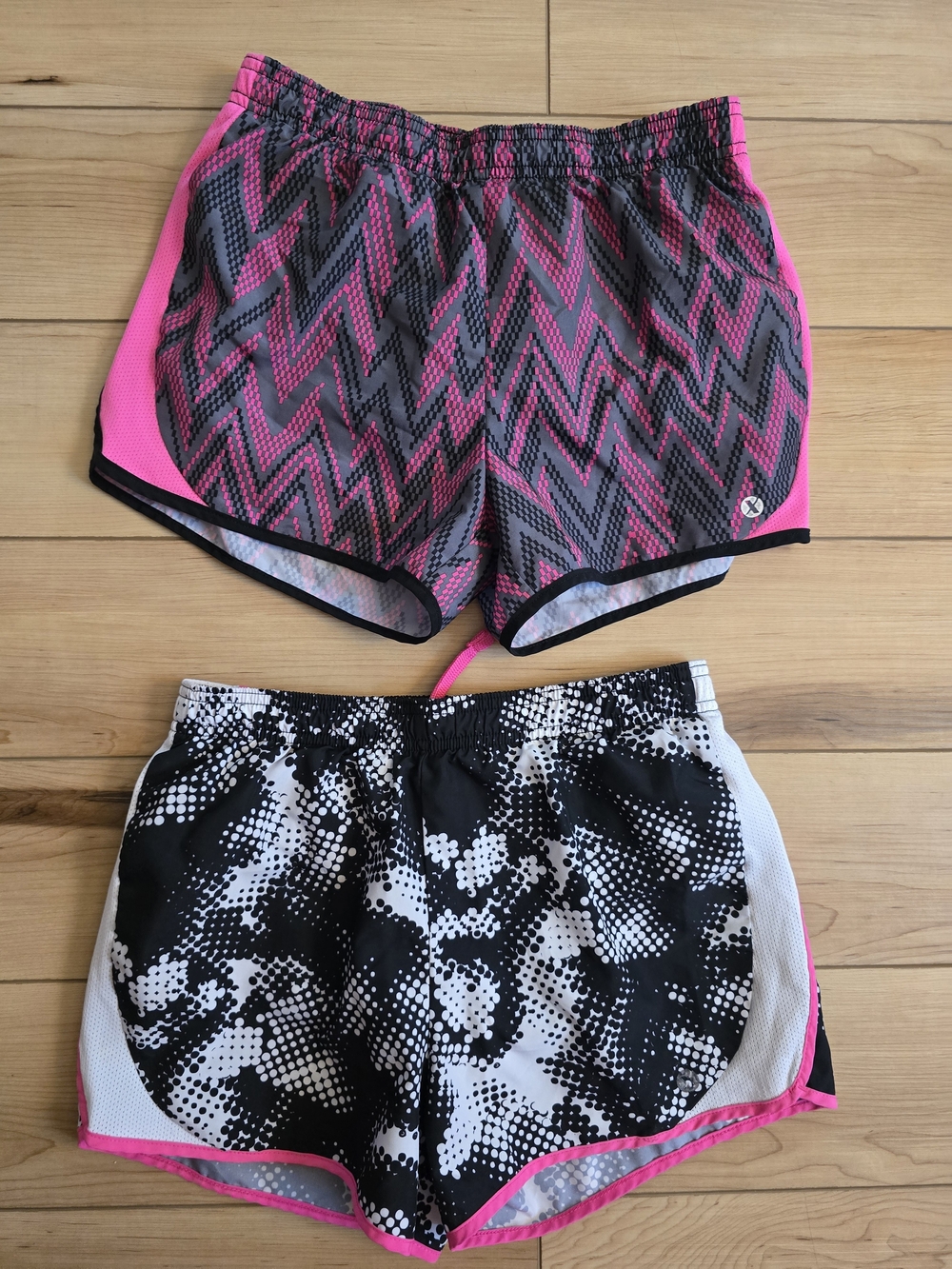 Xersion Girls Pink and Black Athletic Shorts Set